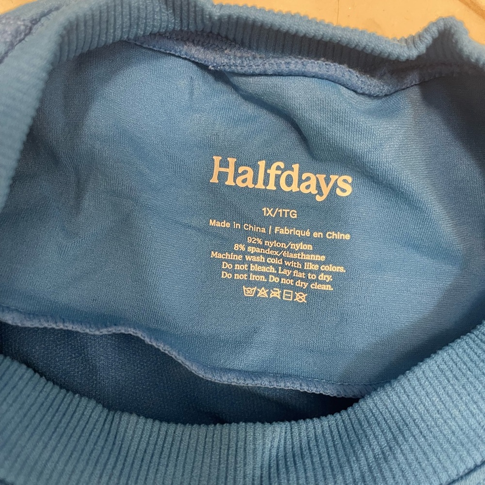 Half Days Ski Base Layer/ Workout Set - image 7